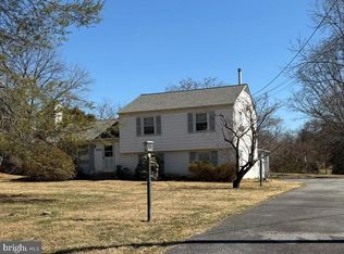 20909 Brooke Knolls Rd, Gaithersburg, MD 20882