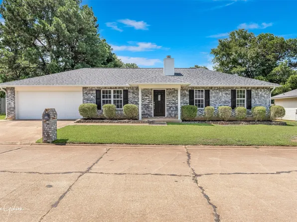 7443 Redwood Ln, Haughton, LA 71037