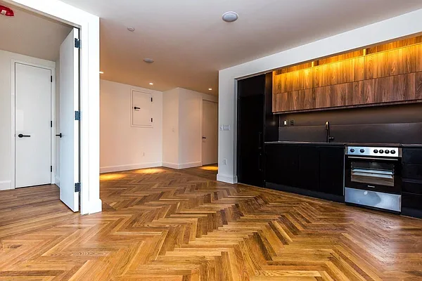 Rented by Nooklyn NYC LLC | media 98