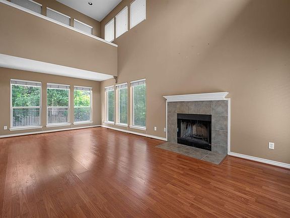 2nd image of 5306 Beacon Dr APT D