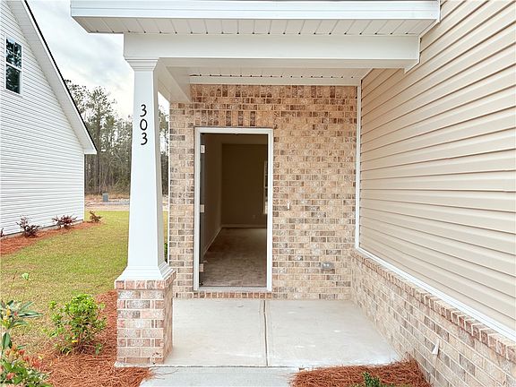5th image of 303 Creekway Dr