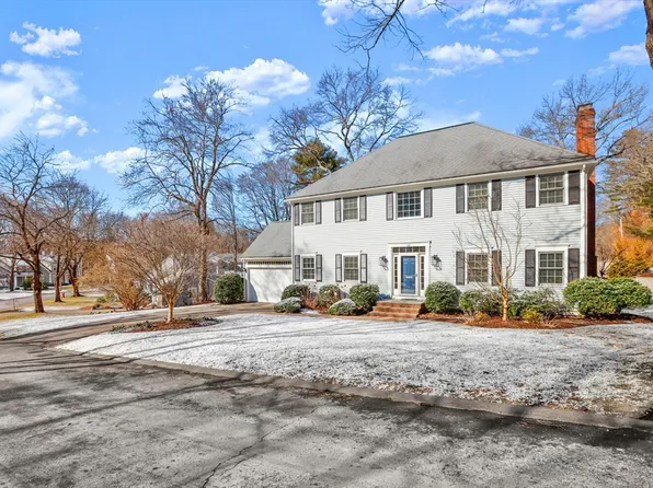 48 Jackson Rd, Wellesley, MA 02481
