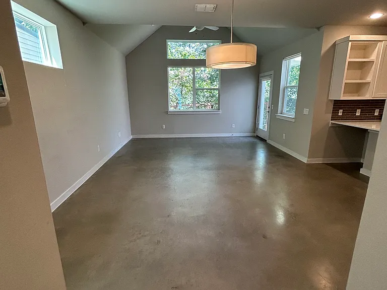 1229 Clifftop Ln — Photo 30