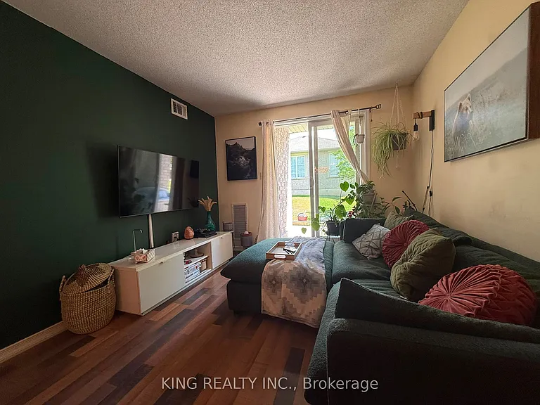 19 Petra Way #1 — Photo 6