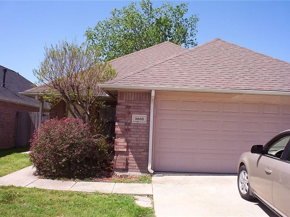 1st image of 3005 Huntington Ct