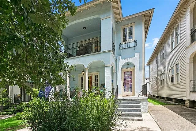 2 bed, 1.0 bath, 1127 sqft, $1,500 — Photo 2