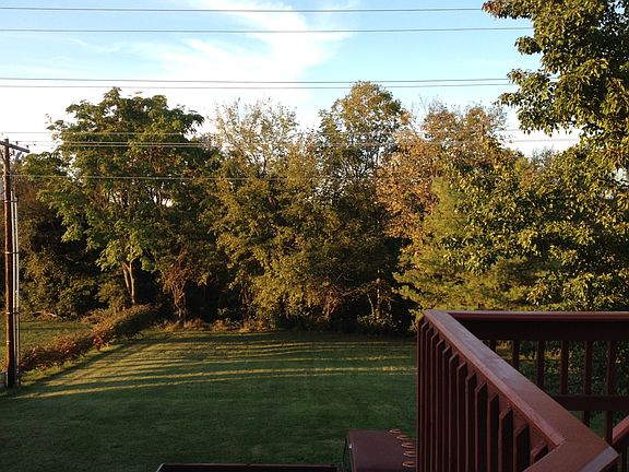 3rd image of 516 Hunting Hills Dr