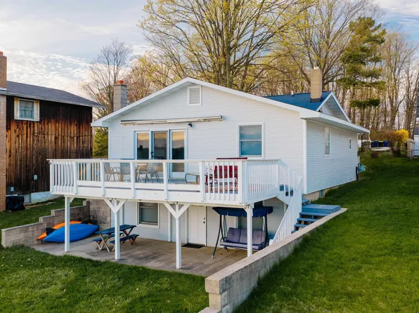 5133 Silver Lake Shores Rd, Traverse City, MI 49685