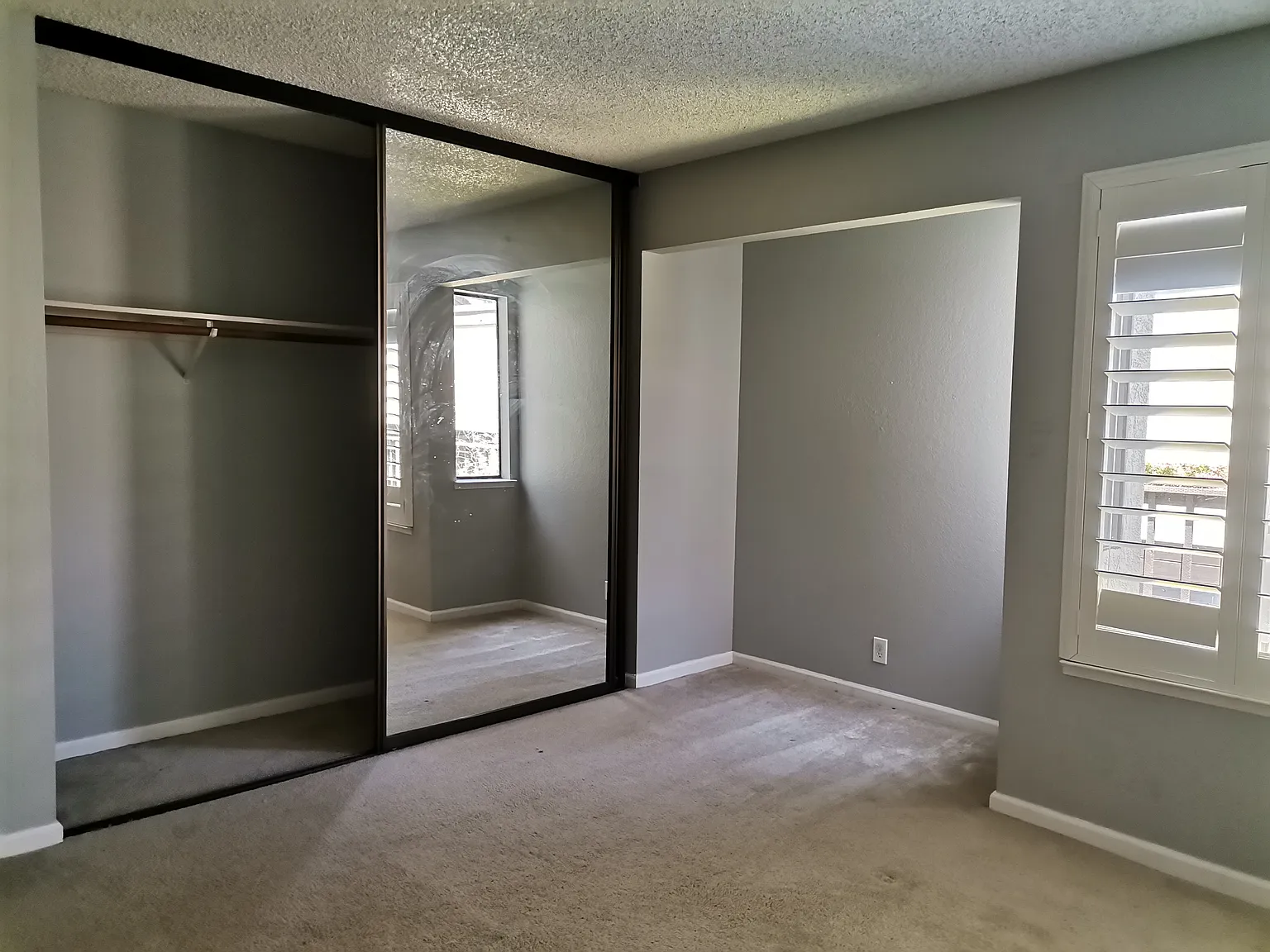 21228 Gary Dr — Photo 3