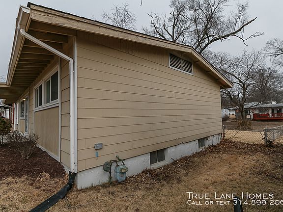 3rd image of 10308 Varnum Dr