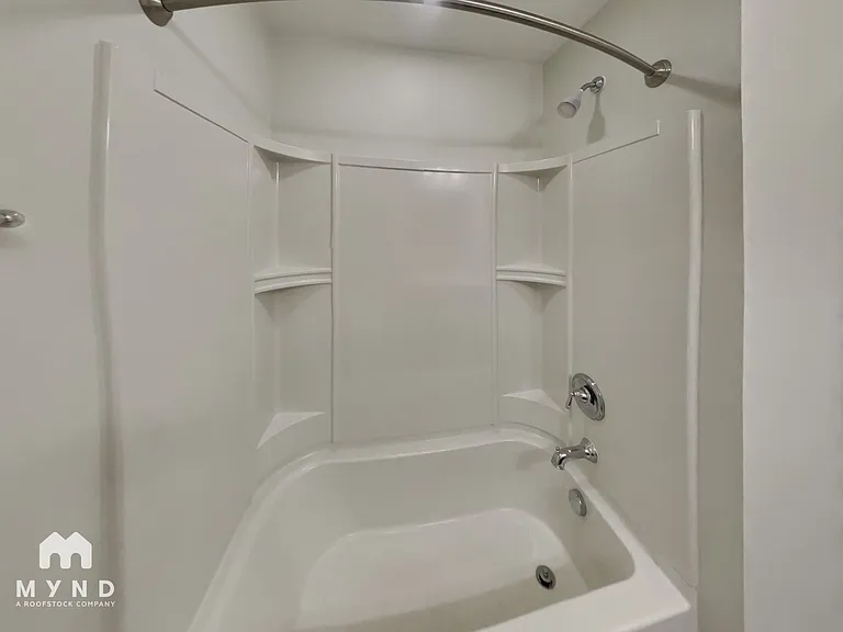 182 Red Admiral Ct — Photo 26