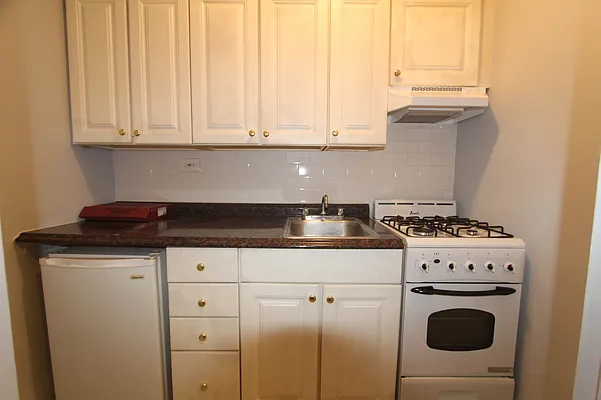 Rented by Contact Realty | media 5