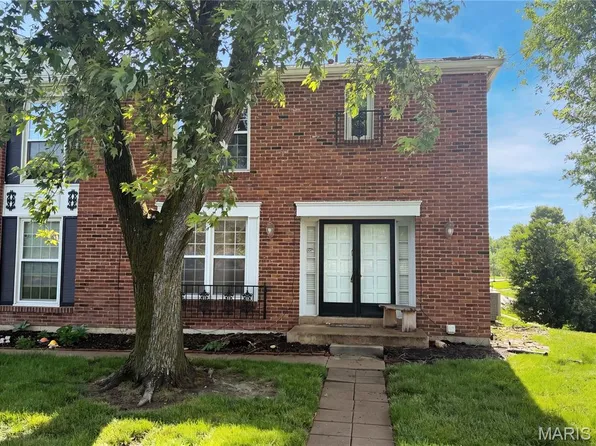 13451 Land O Woods Dr, Saint Louis, MO 63141