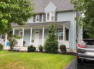 25 Cayuga Pl, Kingston, PA 18704