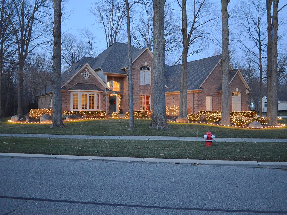 1st image of 52423 Drury Ln