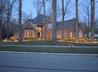52423 Drury Ln, Shelby Township, MI