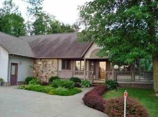 4220 Deckerville Rd, Deckerville, MI 48427