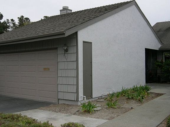 2 car Garage