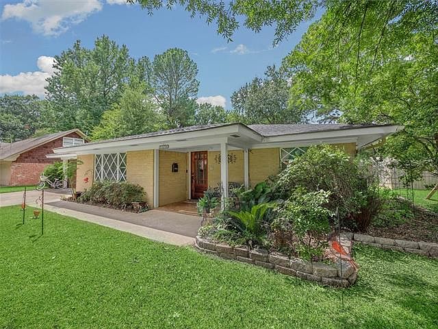 1st image of 1916 Mimosa Dr