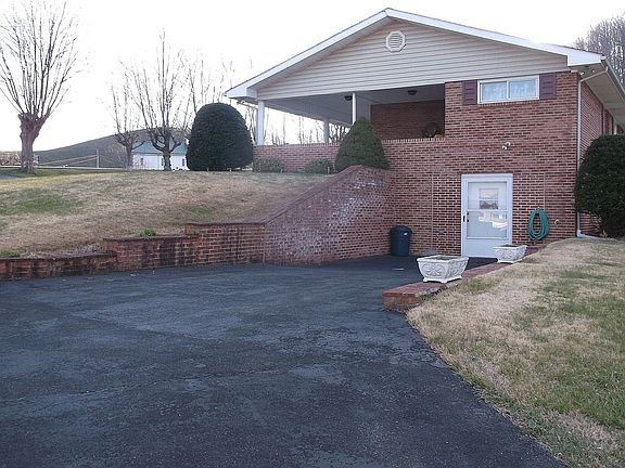 4th image of 9154 Redbud Hwy