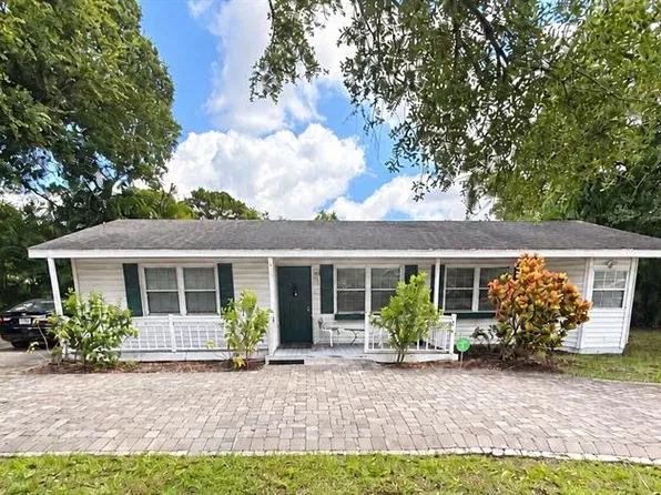 1323 S SHADE AVENUE, SARASOTA, FL 34239