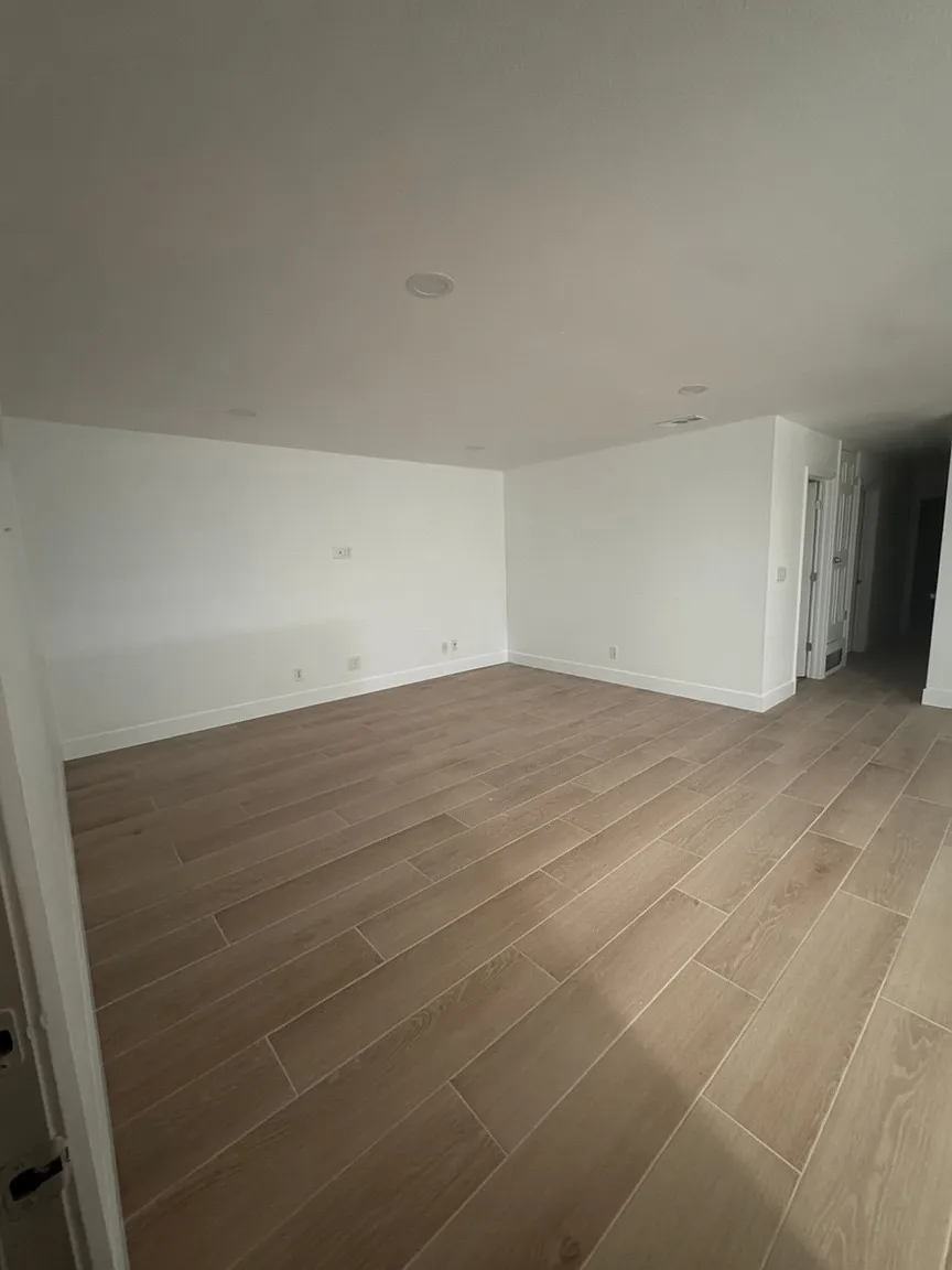 607 Libby Ln — Photo 1