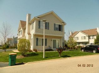 606 Windsor Dr, Fox Lake, IL 60020