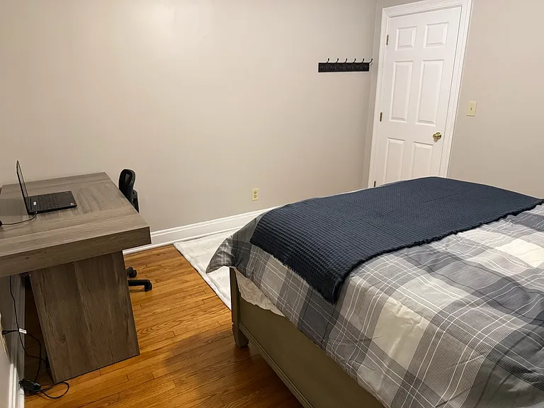 111 Riverview Dr #2 — Photo 12