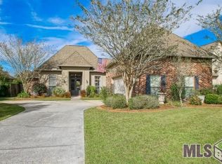 11383 Pleasant Knoll Dr, Denham Springs, LA 70726