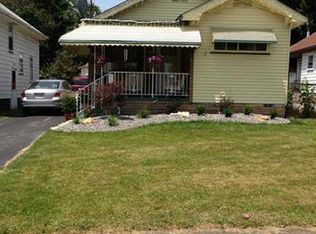 52 Rhoda Ave, Youngstown, OH 44509