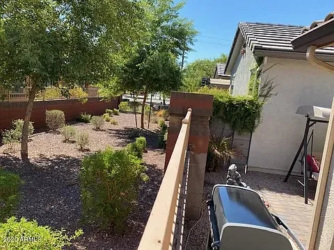 984 S Olympic Dr — Photo 5