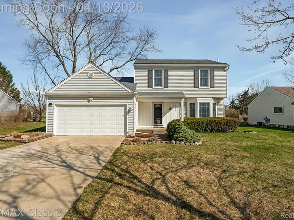 44640 Yorkshire Dr, Novi, MI 48375