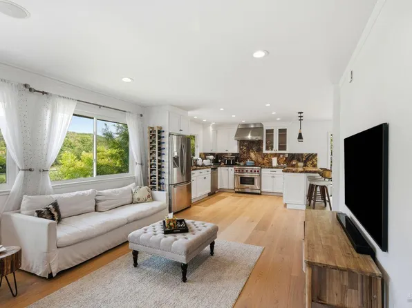 583 Fairway Drive, Novato, CA 94949