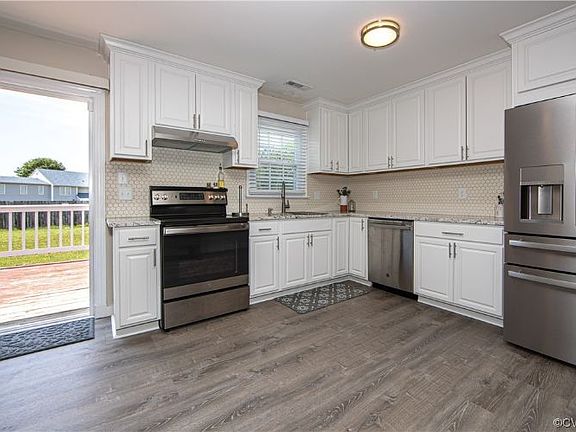 4th image of 3140 Fielding Rd