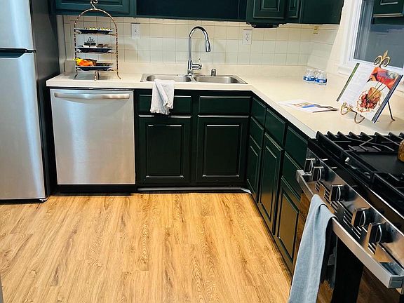 3rd image of 14825 Ashdale Ave
