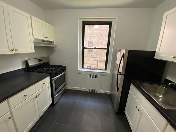 2nd image of 84-49 Elmhurst Ave #2FF