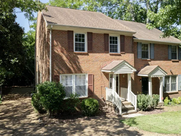 3273 Priest Woods Dr, Nashville, TN 37214