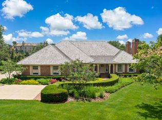 2016 Midwest Club Pkwy, Oak Brook, IL