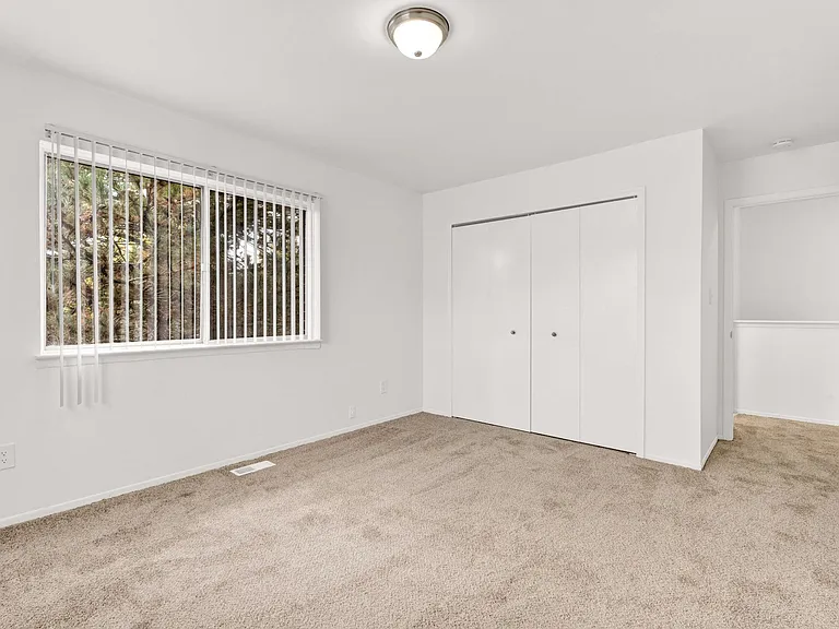 Riverside Townhomes — Photo 12