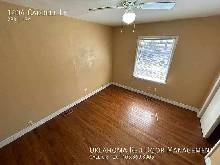 1604 Caddell Ln — Photo 5