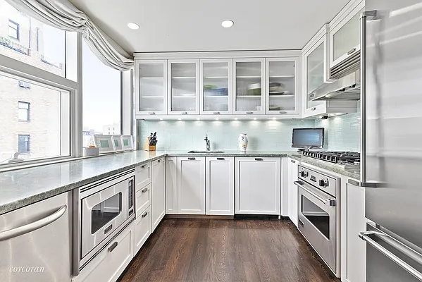 Sold by Corcoran | media 4