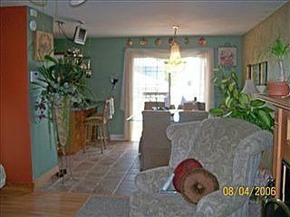 5th image of 7577 Morton St