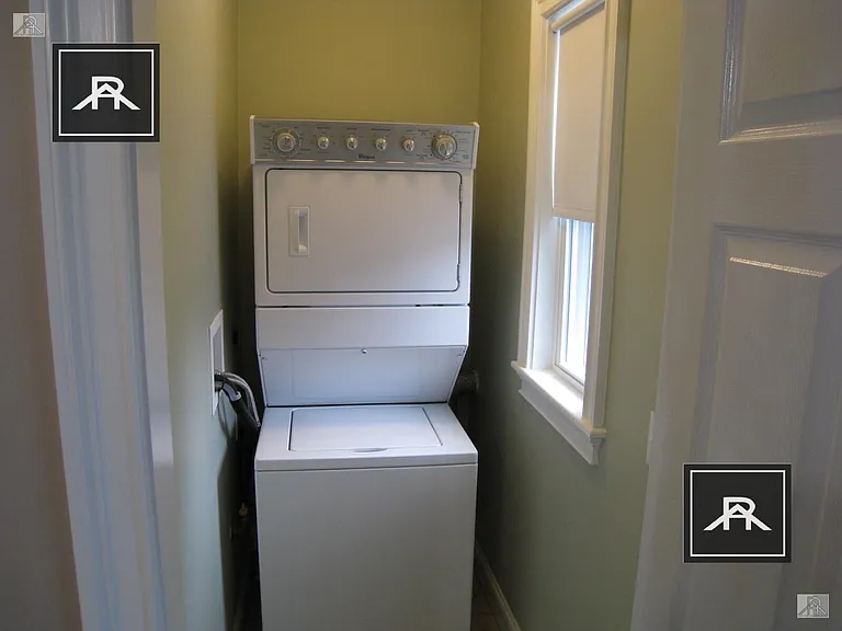 39-41 Turner St #2 — Photo 11