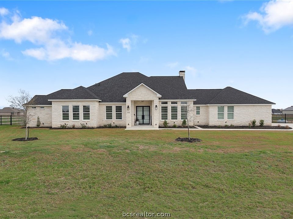 1st image of 7844 Mathis Creek Dr