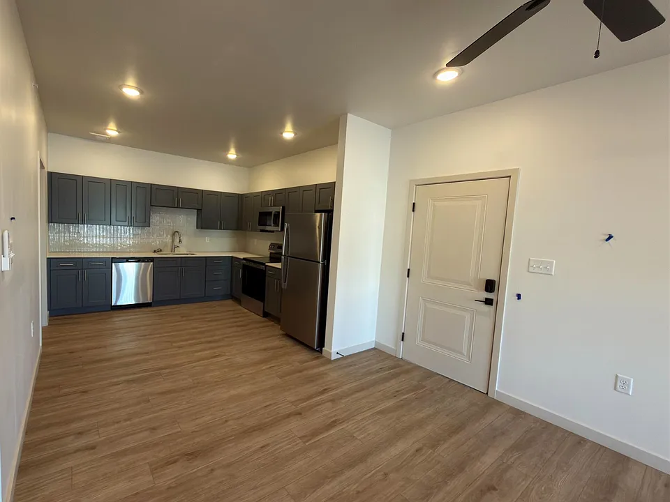 1480 S Highway 191 #B209
