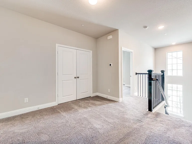 6148 Blythe Dr — Photo 14