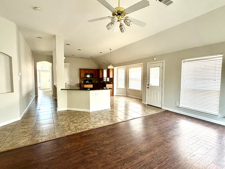 4308 Linda Kay Ln — Photo 13