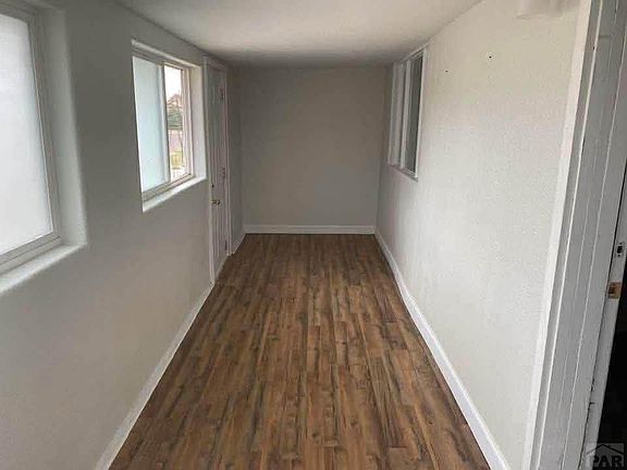 2nd image of 212 W Summit Ave