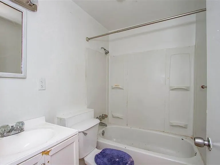 1512 Selden Ave #1512 — Photo 14