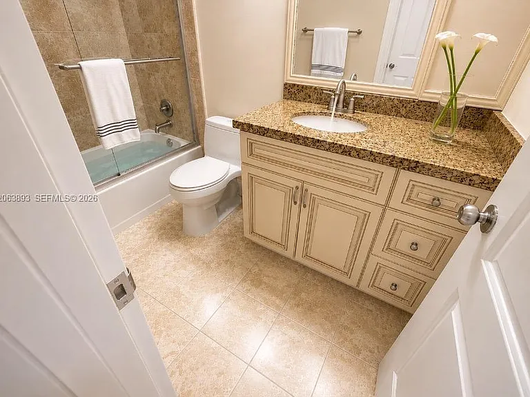 2030 S Ocean Dr #521 — Photo 9